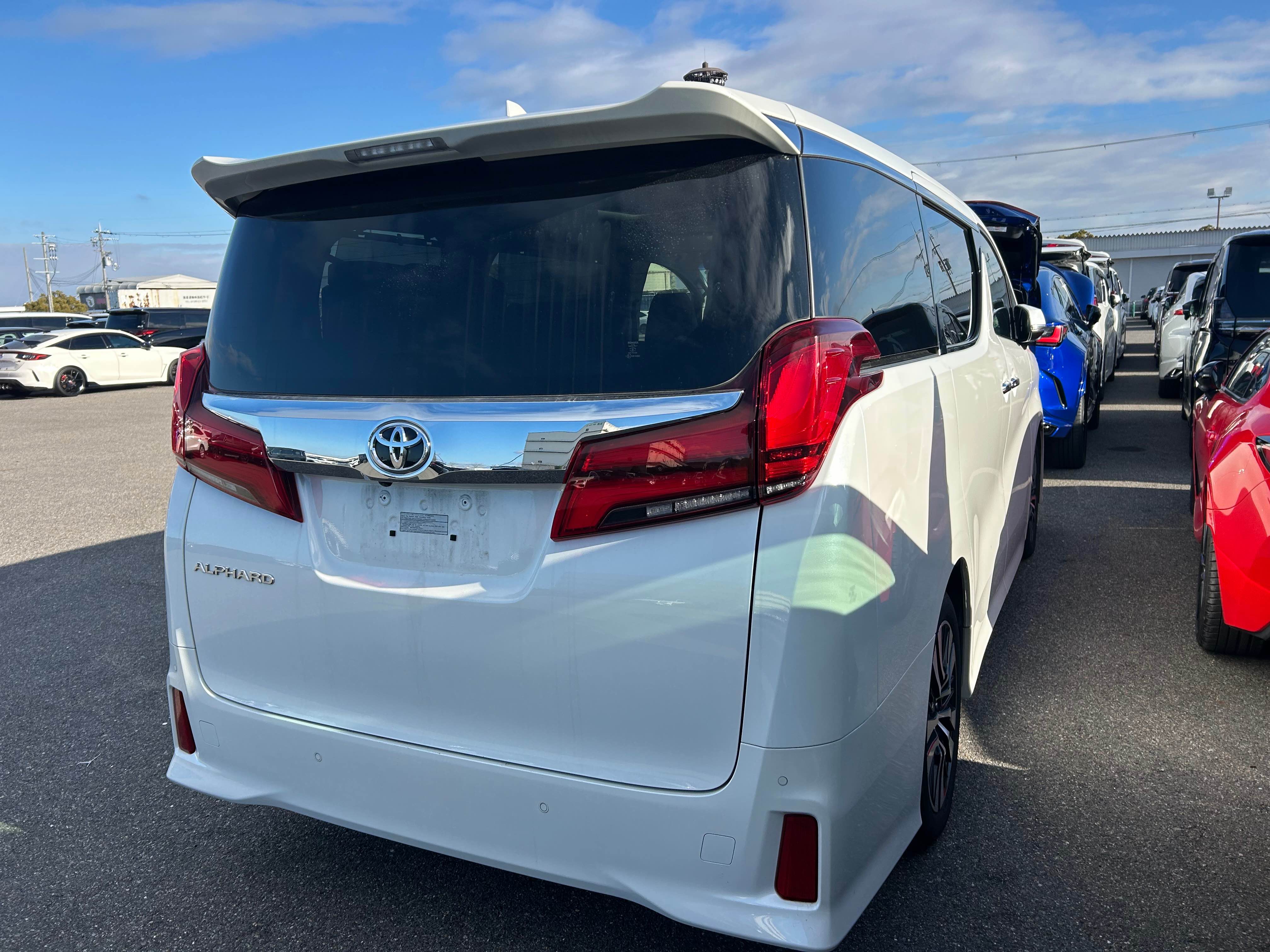 2023 Toyota ALPHARD 2.5L SC — photo 5 — for sale in Wilayah Persekutuan, Kuala Lumpur