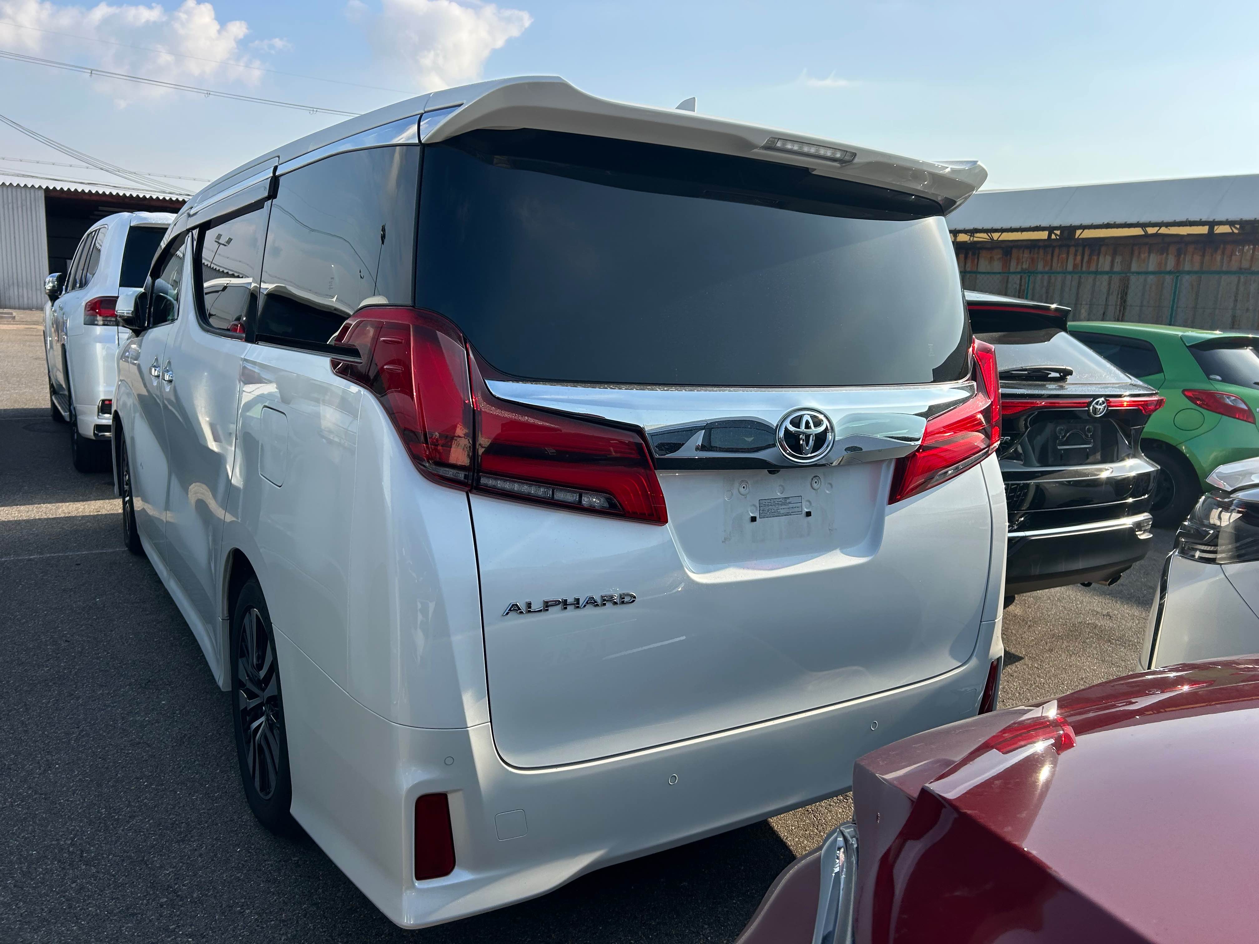2021 Toyota ALPHARD 2.5L SC — photo 6 — for sale in Wilayah Persekutuan, Kuala Lumpur
