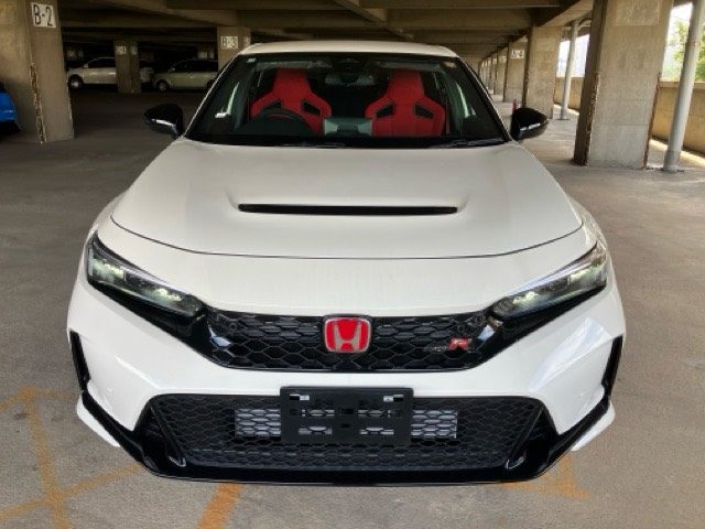 2025 Honda Civic FL5 TYPE-R 2.0L HATCHBACK (FE) in White with Reverse camera, Push start, Digital cockpit for sale in Chow Kit, Kuala Lumpur