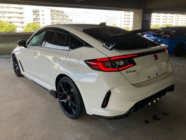 2025 Honda Civic FL5 TYPE-R 2.0L HATCHBACK (FE) — photo 3 — for sale in Chow Kit, Kuala Lumpur