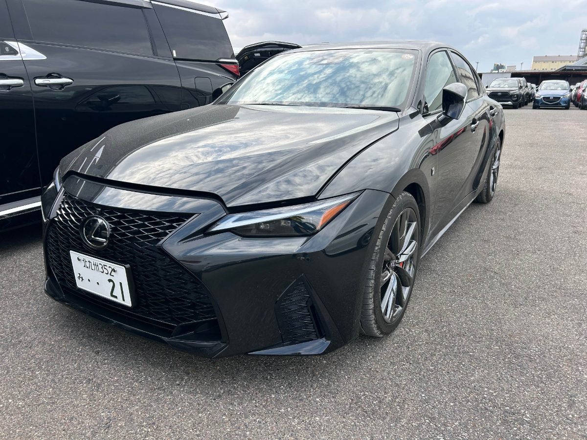 2022 Lexus IS 300 2.0L(T) F-Sport (XE30) in Black with Sunroof, 360 camera, Leather seats for sale in Chow Kit, Kuala Lumpur