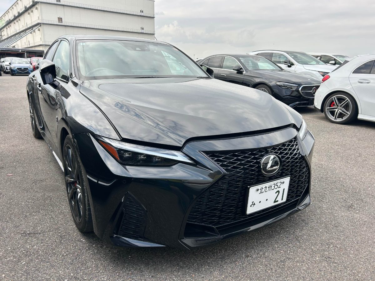 2022 Lexus IS 300 2.0L(T) F-Sport (XE30) — photo 2 — for sale in Chow Kit, Kuala Lumpur