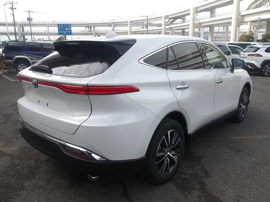 2025 Toyota HARRIER 2.0L G in Pearl with G-PKG, DIGITAL METER, DIM for sale in Wilayah Persekutuan, Kuala Lumpur