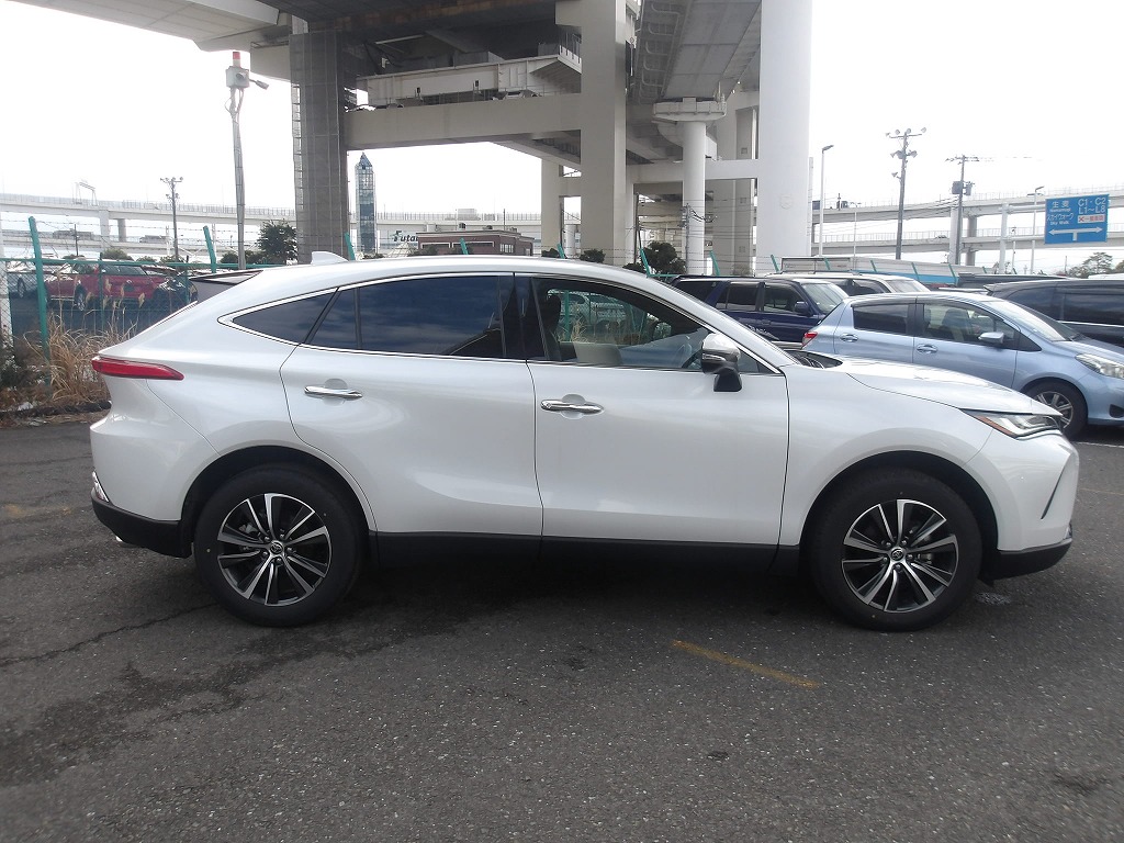 2025 Toyota HARRIER 2.0L G — photo 3 — for sale in Wilayah Persekutuan, Kuala Lumpur