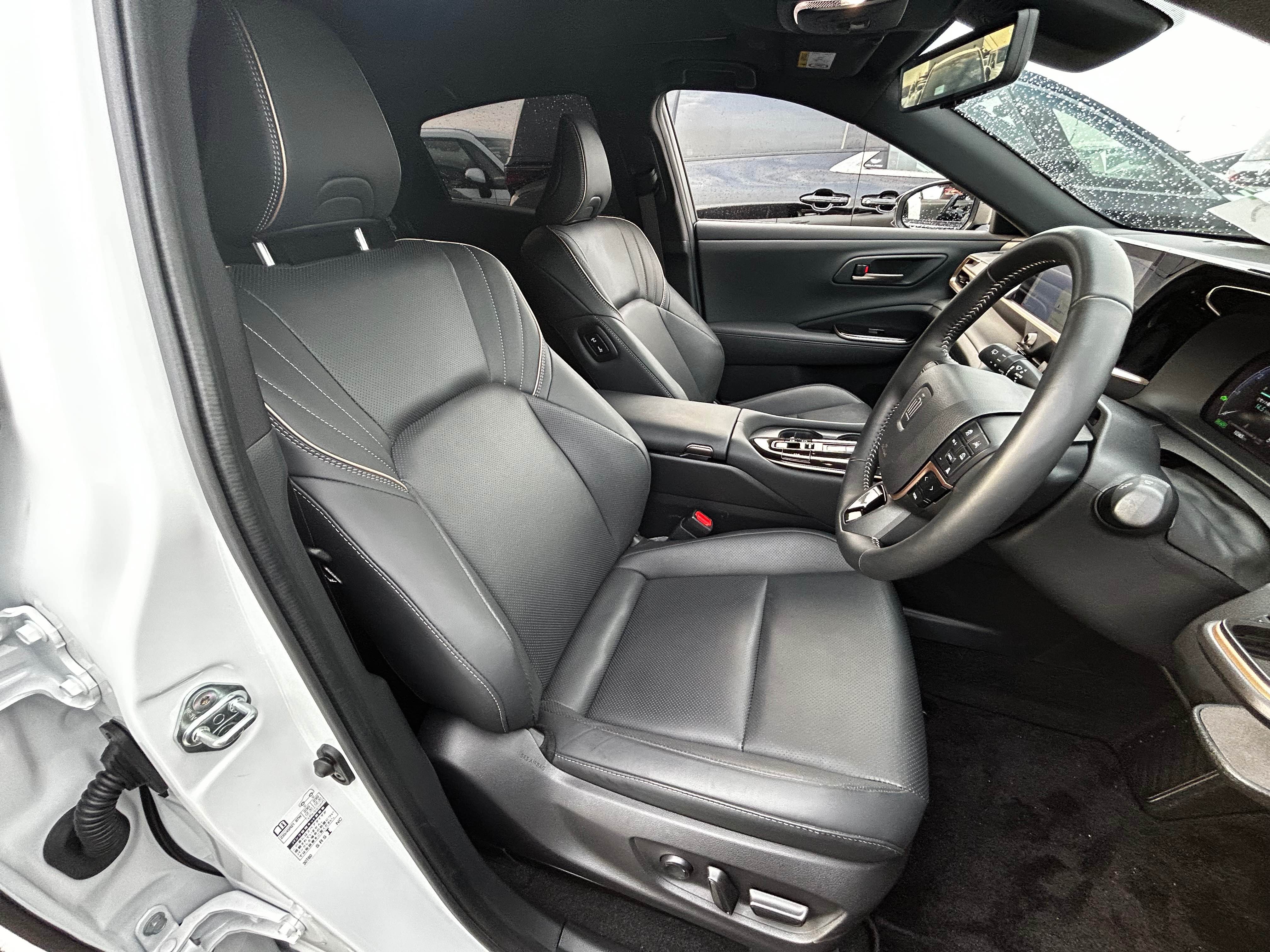 2024 Toyota CROWN SPORT 2.5L Z — photo 3 — for sale in Wilayah Persekutuan, Kuala Lumpur