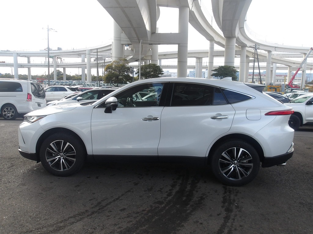 2025 Toyota HARRIER 2.0L G — photo 3 — for sale in wilayah persekutuan, Kuala Lumpur