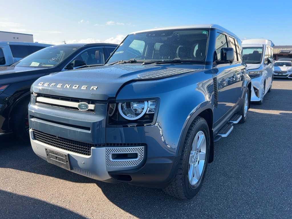 2021 Land Rover  Defender S — photo 2 — for sale in wilayah persekutuan, Kuala Lumpur