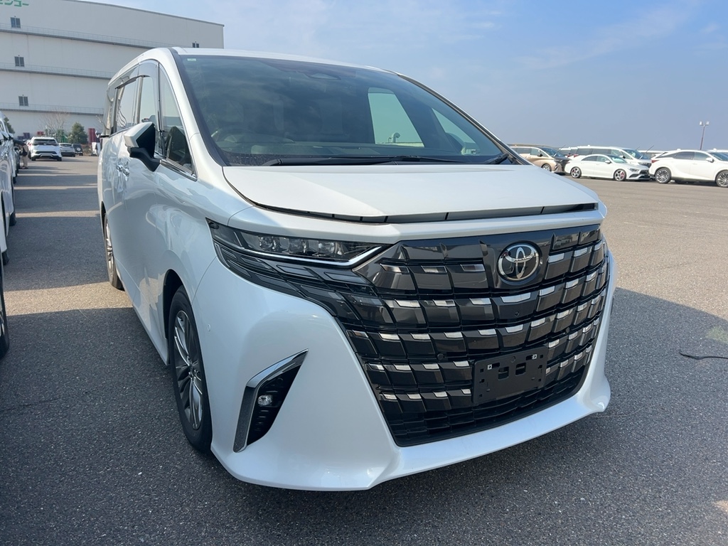 2024 Toyota ALPHARD 2.5L Z — photo 2 — for sale in wilayah persekutuan, Kuala Lumpur
