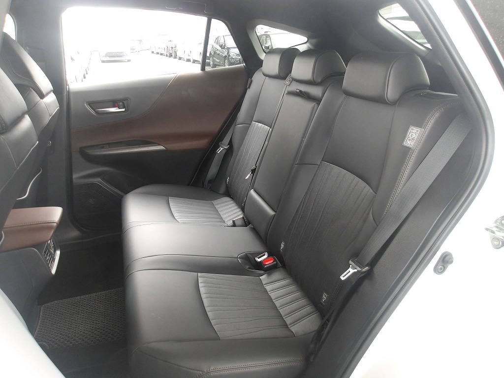 2025 Toyota HARRIER 2.0L G — photo 3 — for sale in wilayah persekutuan, Kuala Lumpur
