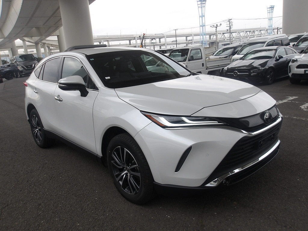 2025 Toyota HARRIER 2.0L G in Pearl for sale in Kuala Lumpur