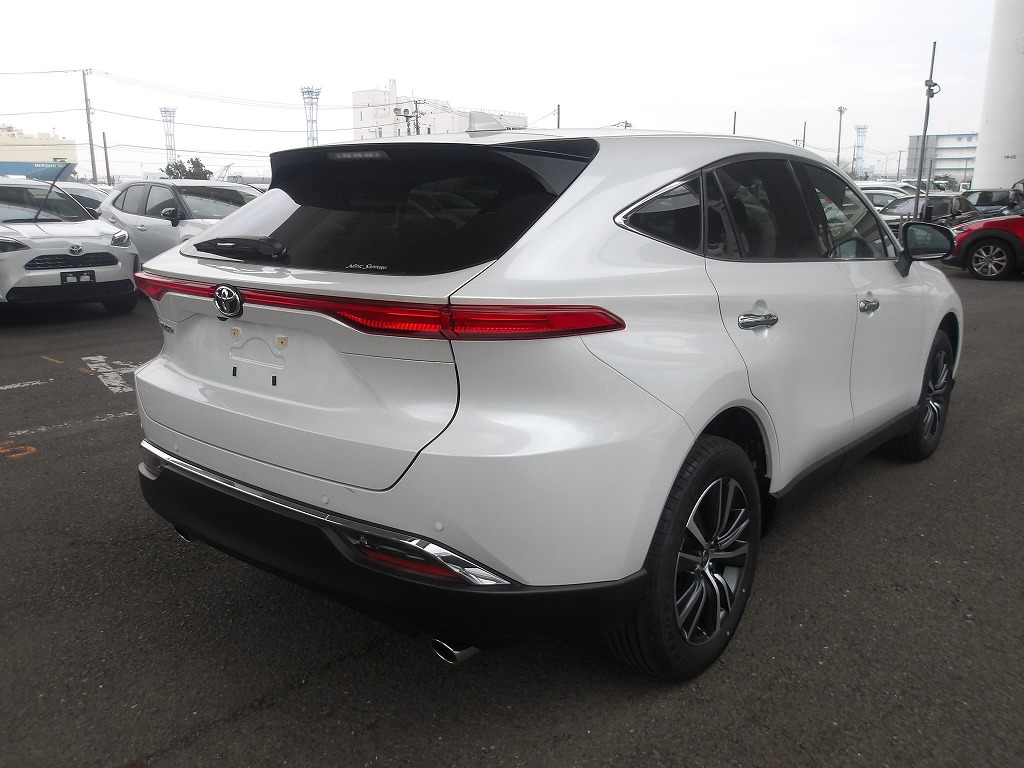 2025 Toyota HARRIER 2.0L G — photo 3 — for sale in Kuala Lumpur