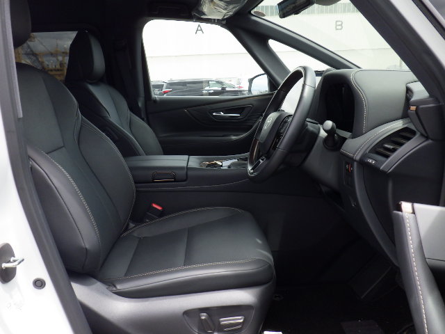 2024 Toyota ALPHARD 2.5L Z — photo 2 — for sale in wilayah persekutuan, Kuala Lumpur