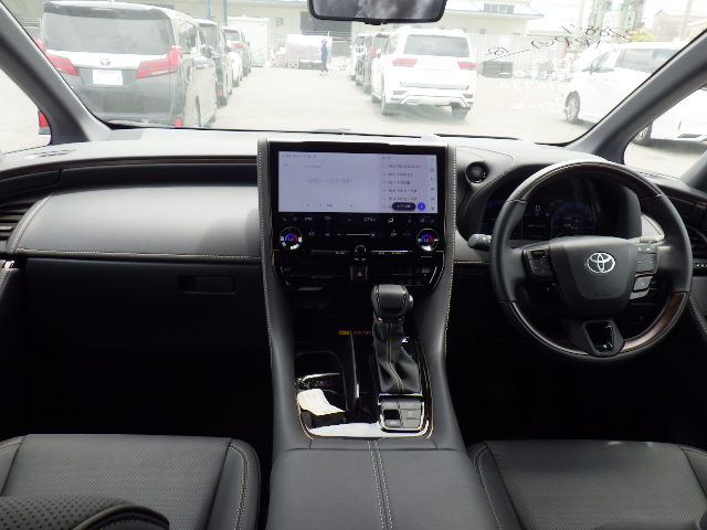 2024 Toyota ALPHARD 2.5L Z — photo 3 — for sale in wilayah persekutuan, Kuala Lumpur