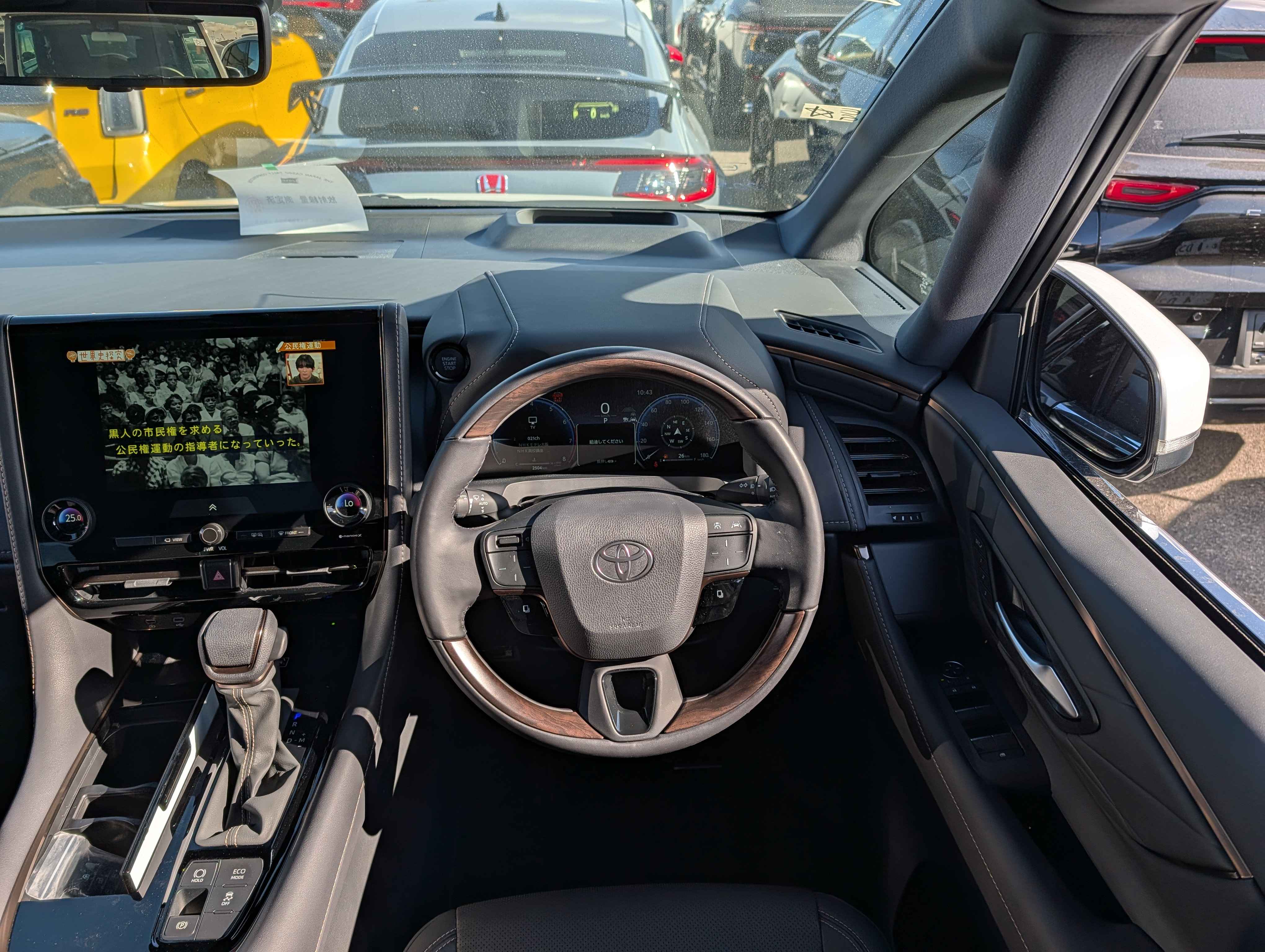 2025 Toyota ALPHARD 2.5L Z — photo 5 — for sale in wilayah persekutuan, Kuala Lumpur