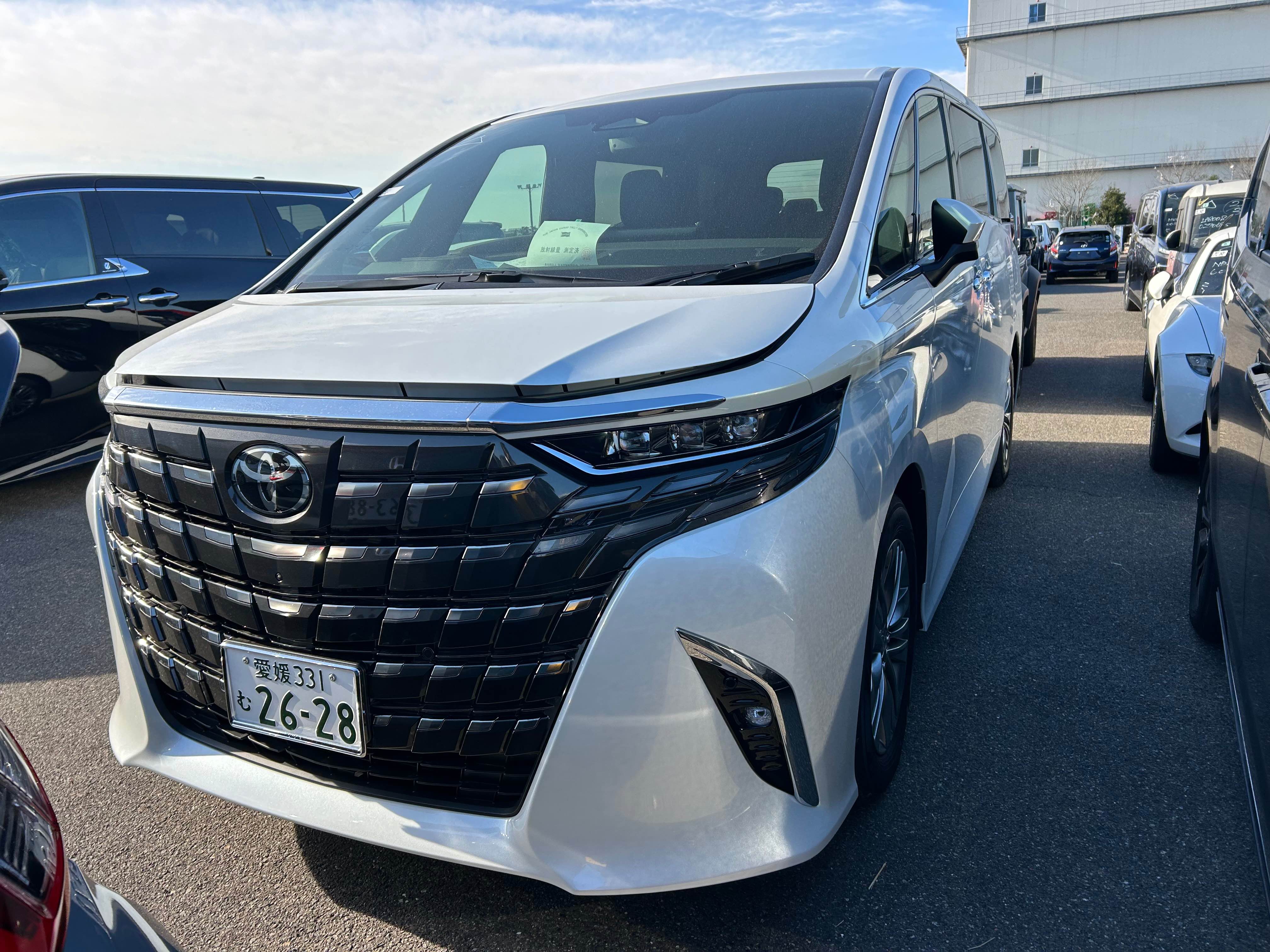 2025 Toyota ALPHARD 2.5L Z — photo 2 — for sale in wilayah persekutuan, Kuala Lumpur