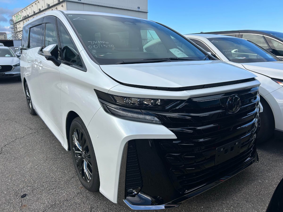 2025 Toyota Vellfire 2.4L Turbo Z Premium  — photo 2 — for sale in Titiwangsa, Kuala Lumpur